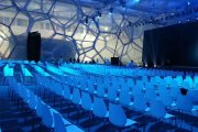 新闻宣布会园地怎样选择？？？